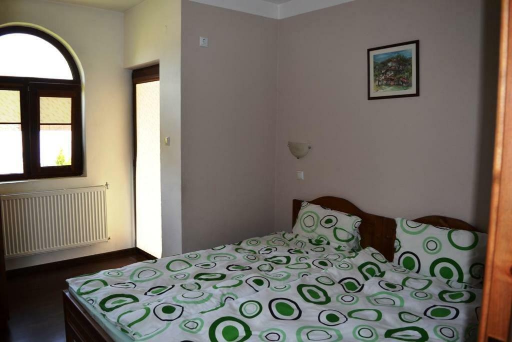 Sichanova Guest House Bruchkovtsi Exterior photo