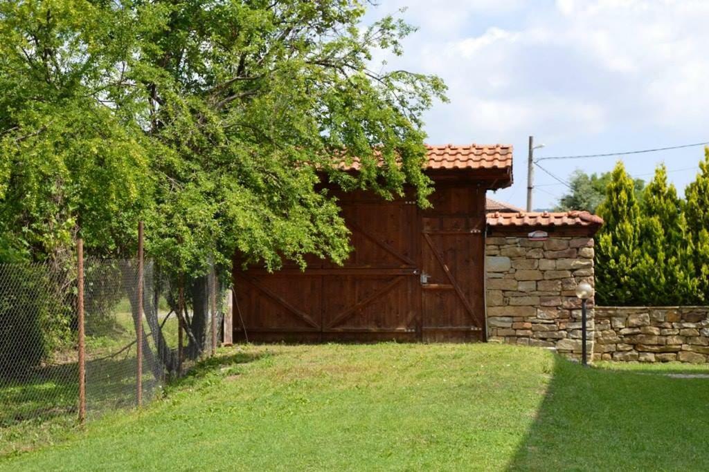 Sichanova Guest House Bruchkovtsi Exterior photo